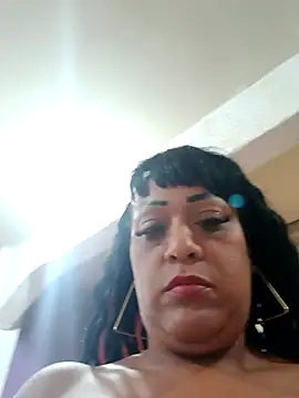 Snapshot of SabrinaColin chatting on March 7, 2026, 2:47 pm SabrinaColin online show from March 7, 2026, 2:47 pm