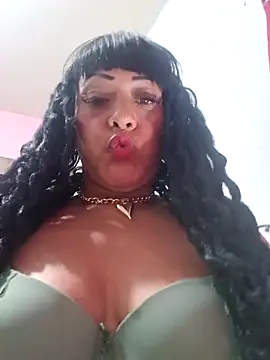 Snapshot of SabrinaColin chatting on March 12, 2026, 3:34 am SabrinaColin online show from March 12, 2026, 3:34 am