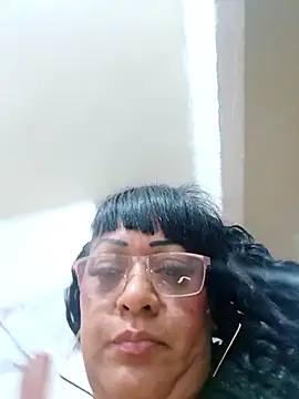 Snapshot of SabrinaColin chatting on March 15, 2026, 5:13 am SabrinaColin online show from March 15, 2026, 5:13 am