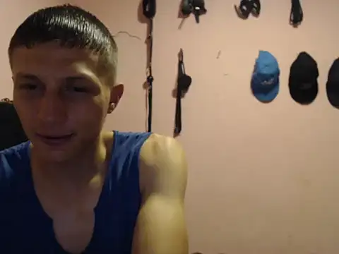 Snapshot of Cronos_Hot_8 chatting on February 9, 2026, 8:02 pm Cronos Hot 8 online show from February 9, 2026, 8:02 pm