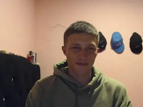 Snapshot of Cronos_Hot_8 chatting on February 12, 2026, 8:20 am Cronos Hot 8 online show from February 12, 2026, 8:20 am