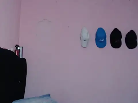 Snapshot of Cronos_Hot_8 chatting on February 13, 2026, 12:45 pm Cronos Hot 8 online show from February 13, 2026, 12:45 pm