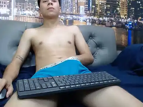 santiago xxxcol online show from February 10, 2026, 12:48 am