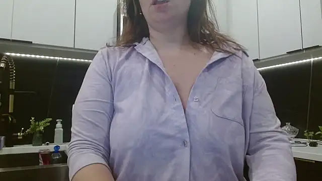 HazelSkyesChat online show from March 26, 2026, 1:28 pm