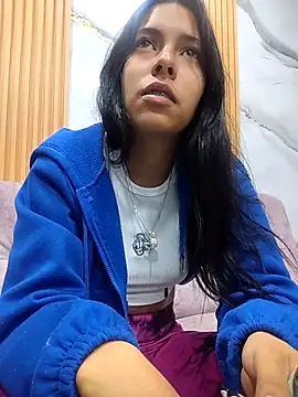 VelvetRosss online show from April 18, 2026, 8:20 pm