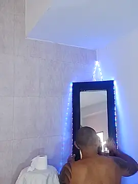 Lucius40 online show from February 15, 2026, 7:43 pm