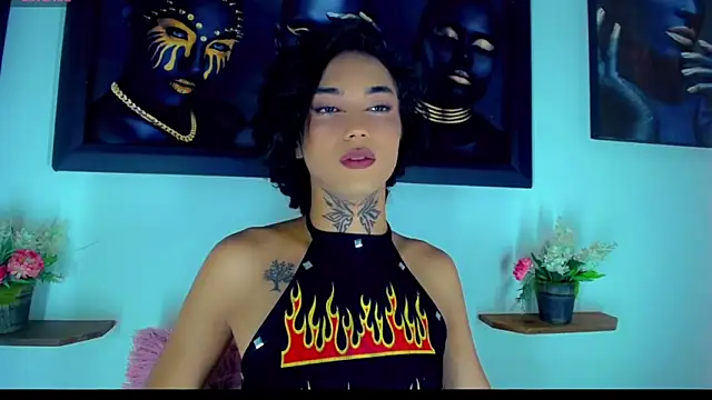 Snapshot of Darianna_Atehortua chatting on February 18, 2026, 9:00 pm Darianna Atehortua online show from February 18, 2026, 9:00 pm