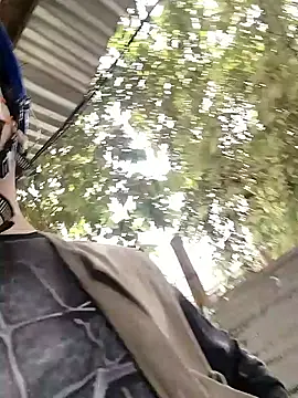 Snapshot of rejypool chatting on March 18, 2026, 8:01 pm rejypool online show from March 18, 2026, 8:01 pm