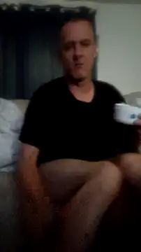 sexy hottie guy online show from April 15, 2026, 2:57 pm