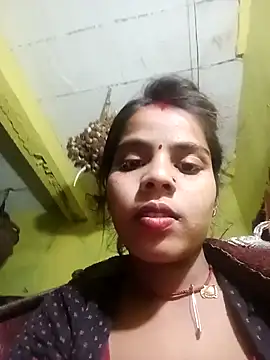 Snapshot of Nisha_011 chatting on February 1, 2026, 3:10 pm Nisha 011 online show from February 1, 2026, 3:10 pm