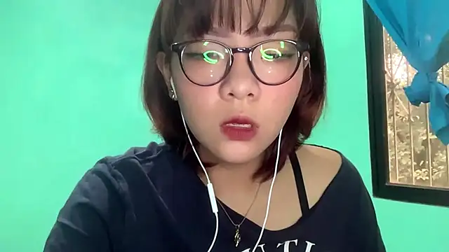 Snapshot of TerisaYellow chatting on February 6, 2026, 7:23 am TerisaYellow online show from February 6, 2026, 7:23 am