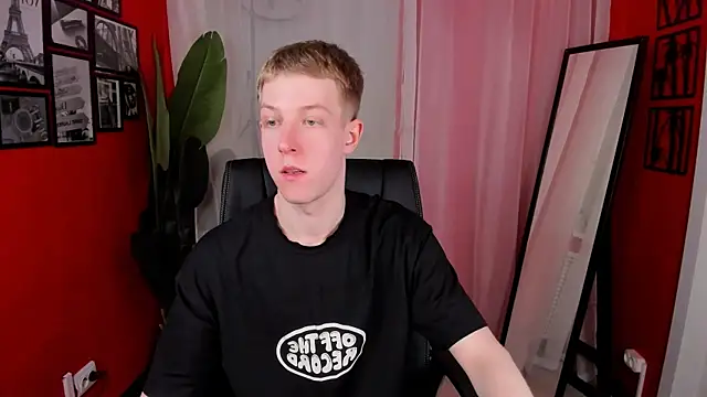 Dylan Norton online show from April 15, 2026, 10:44 am