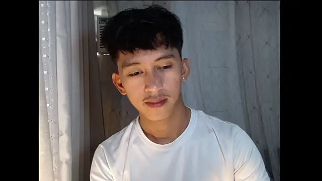  andrie69  online show from March 13, 2026, 5:47 am