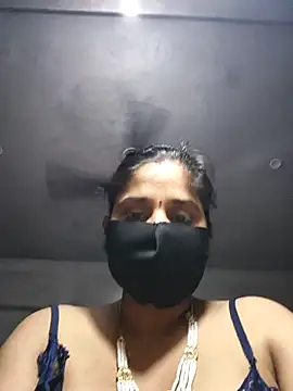 Snapshot of Sexy_khushi19 chatting on April 7, 2026, 10:15 am Sexy khushi19 online show from April 7, 2026, 10:15 am