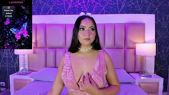 KiaraEverly online show from March 13, 2026, 12:23 pm