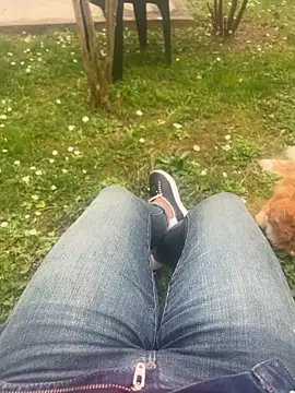 missgirl88 online show from April 15, 2026, 12:12 pm