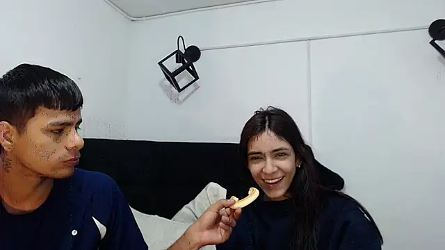 foxxy and lion online show from February 6, 2026, 12:19 pm