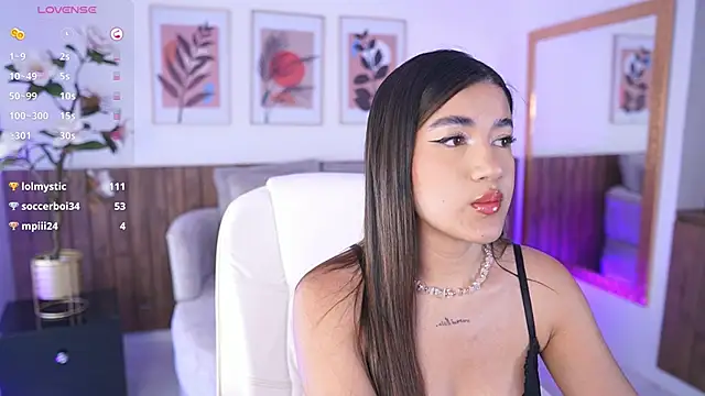 IvyGrabes online show from March 19, 2026, 7:07 pm