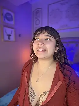 Snapshot of Honny_Blaice_ chatting on April 9, 2026, 11:48 am Honny Blaice online show from April 9, 2026, 11:48 am