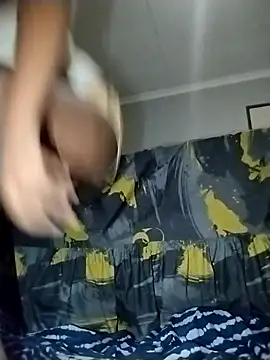 Snapshot of Mzandihottie chatting on February 21, 2026, 11:06 pm Mzandihottie online show from February 21, 2026, 11:06 pm