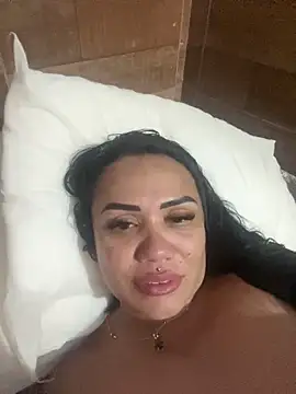 Snapshot of Deyseprado35 chatting on February 23, 2026, 9:12 pm Deyseprado35 online show from February 23, 2026, 9:12 pm