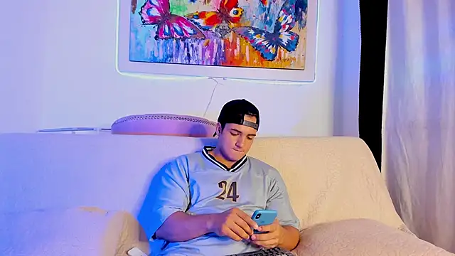 jhon nicolas online show from February 15, 2026, 3:47 am