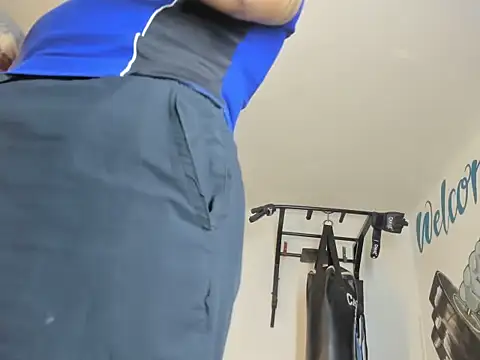 justinBigcock555 online show from February 3, 2026, 11:48 am