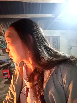 baby 112233 online show from February 3, 2026, 8:25 pm