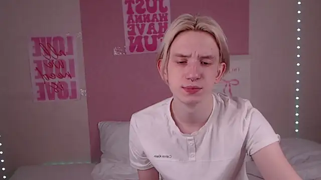 Snapshot of Ron_Vilss chatting on February 8, 2026, 11:13 am Ron Vilss online show from February 8, 2026, 11:13 am