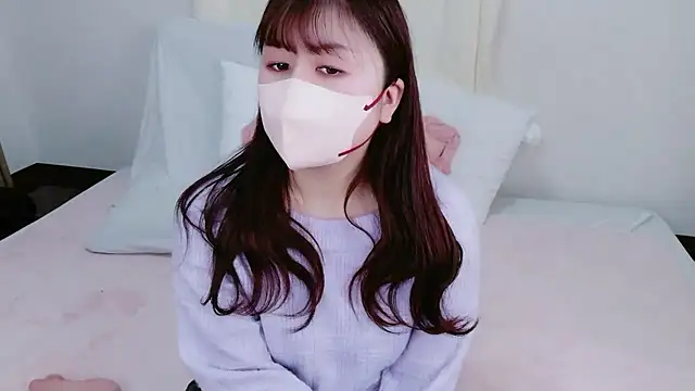 Snapshot of Anzu_25 chatting on March 1, 2026, 9:33 am Anzu 25 online show from March 1, 2026, 9:33 am