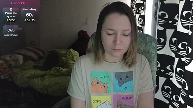 Snapshot of Ozalin_ chatting on February 17, 2026, 12:01 pm Ozalin online show from February 17, 2026, 12:01 pm