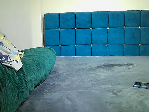 Lebo2004 online show from March 6, 2026, 6:32 am