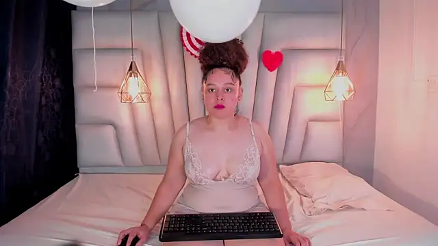 IrinaVoshh  online show from February 10, 2026, 8:02 pm