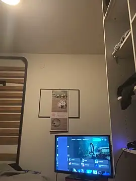 Snapshot of leh31l chatting on February 6, 2026, 6:00 pm leh31l online show from February 6, 2026, 6:00 pm