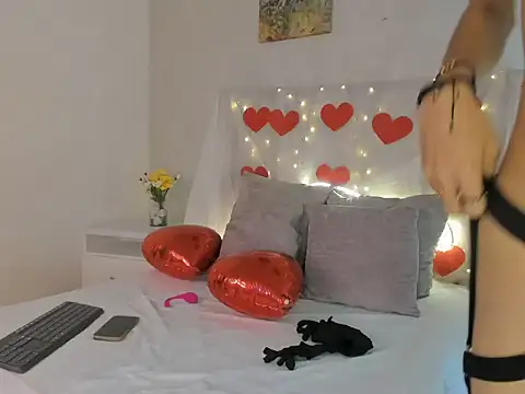 Snapshot of noah_lewiss chatting on February 16, 2026, 11:50 am noah lewiss online show from February 16, 2026, 11:50 am