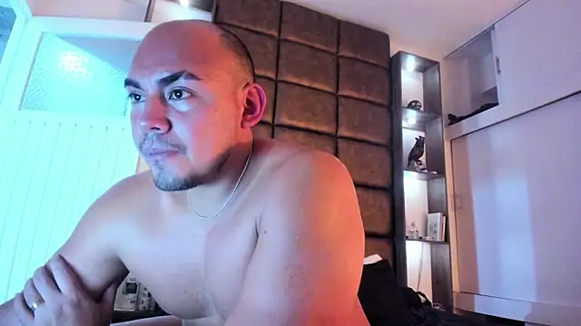 eros colby online show from February 5, 2026, 1:32 am