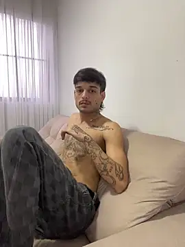 ruffvip online show from February 8, 2026, 7:50 pm