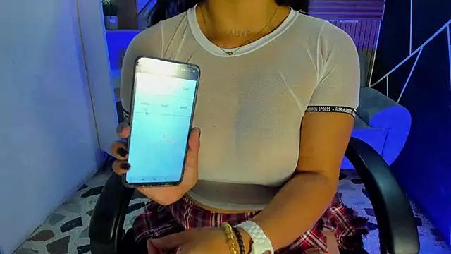 Snapshot of shaden_ chatting on February 25, 2026, 8:51 pm shaden online show from February 25, 2026, 8:51 pm