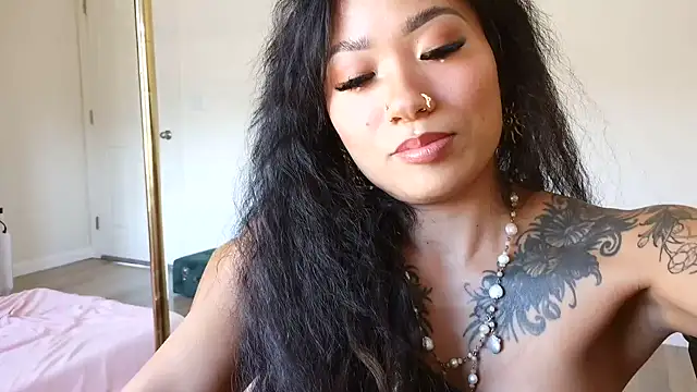 Snapshot of 222goddess444you chatting on June 14, 2026, 12:19 am 222goddess444you online show from June 14, 2026, 12:19 am