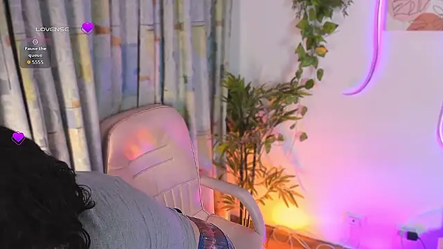 Sylvara bx online show from March 28, 2026, 12:49 pm