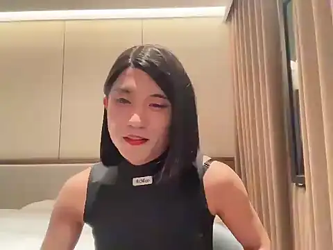 fusiyoung online show from April 20, 2026, 1:36 pm