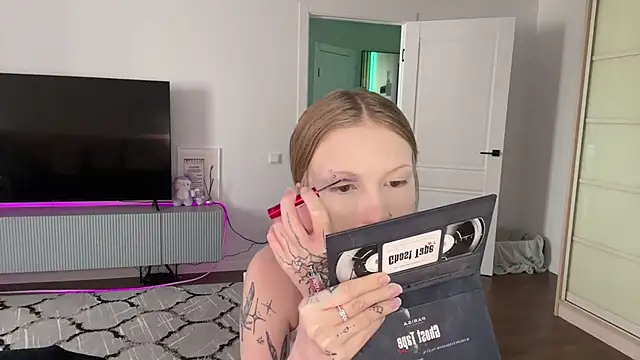 Snapshot of DannSago chatting on February 19, 2026, 9:38 am DannSago online show from February 19, 2026, 9:38 am