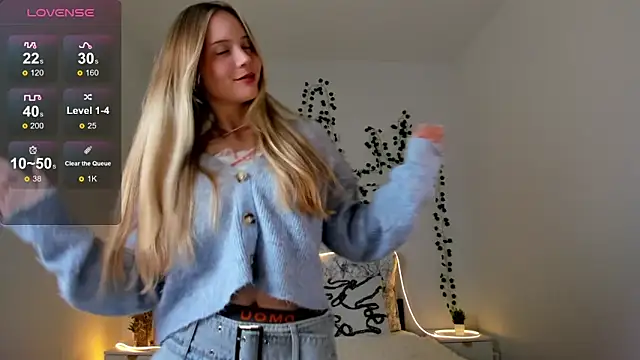 EllyMartinez online show from February 24, 2026, 4:38 pm