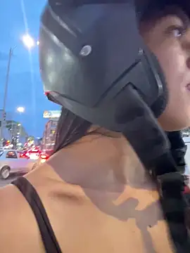 NaniBlossomX online show from May 22, 2026, 11:21 pm