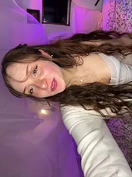 Lillith-Rose18 online show from February 11, 2026, 9:42 pm