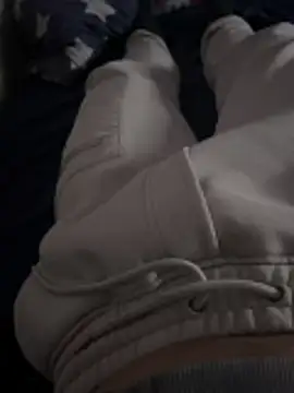 Enzo 2763 online show from March 18, 2026, 6:55 pm