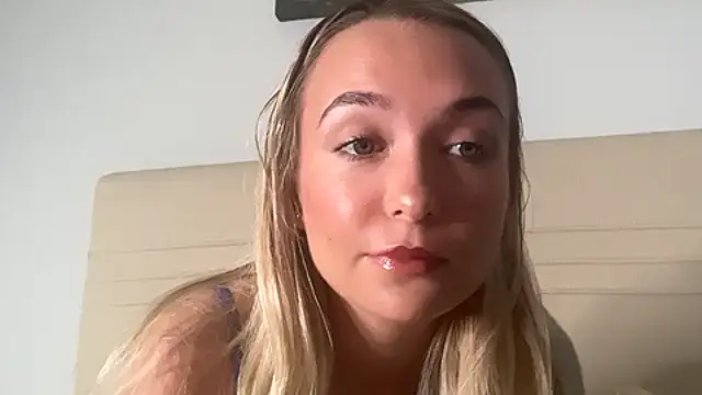 kelseyblu online show from May 23, 2026, 10:36 pm