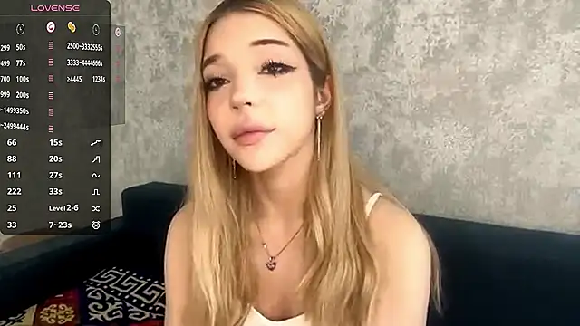 ViolaFaa online show from April 8, 2026, 8:14 am