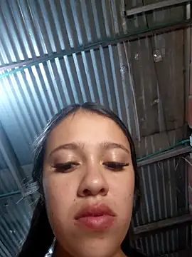 Snapshot of lachiki_plus chatting on February 12, 2026, 10:32 am lachiki plus online show from February 12, 2026, 10:32 am