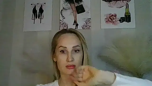 Kikki777 online show from February 1, 2026, 10:08 pm